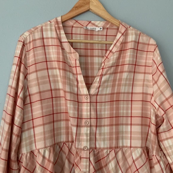 Carve Designs • Pink Red White Plaid Peplum Button Down Raw Edge Top Size XL - Picture 4 of 11